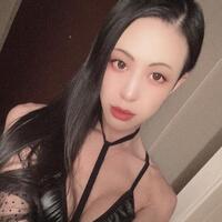 暑すぎて服なんて着てられない〜