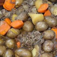 インカのめざめ入り肉じゃが