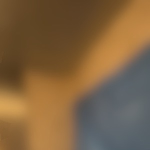 今度は首まで塗り塗りしてあげるね〜🩷🩷🩷