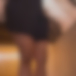アソコも上から踏んであげるね🩷🩷🩷
