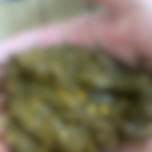 汚れた口の中を見て、大量聖水と大量黄金出されて興奮したい