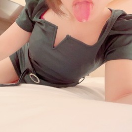 歯磨き無し口臭嗅いで、大量の唾と痰で全身汚されて興奮したい
