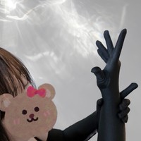 なにやら‥