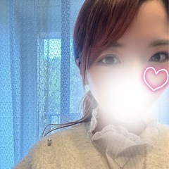 本日も12時から出勤しております。    不定期な出勤にも関