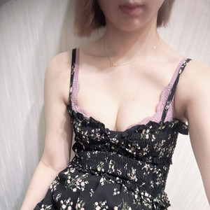 こんばんは今日もレア出勤中です