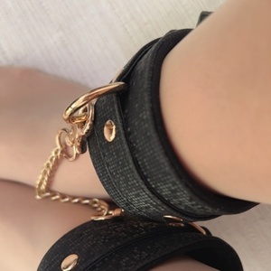 拘束されました‥