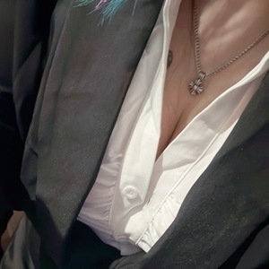 新しい衣装✨️スーツ