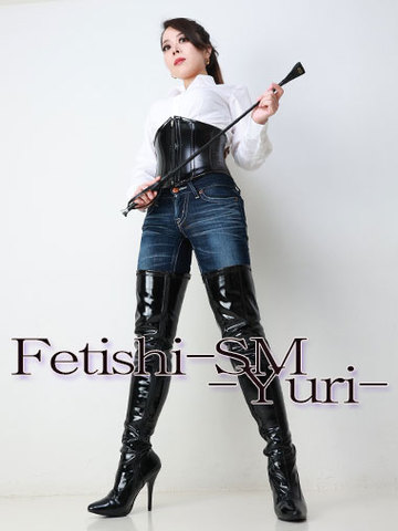 2人から同時に責められる今までとは違った快感......