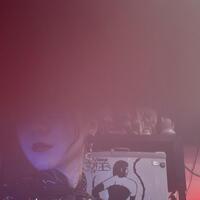 ラウンジにいます