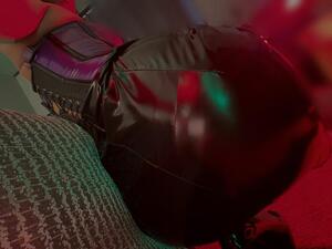 もう一生ここからは出られない