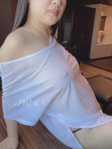 ニットワンピ