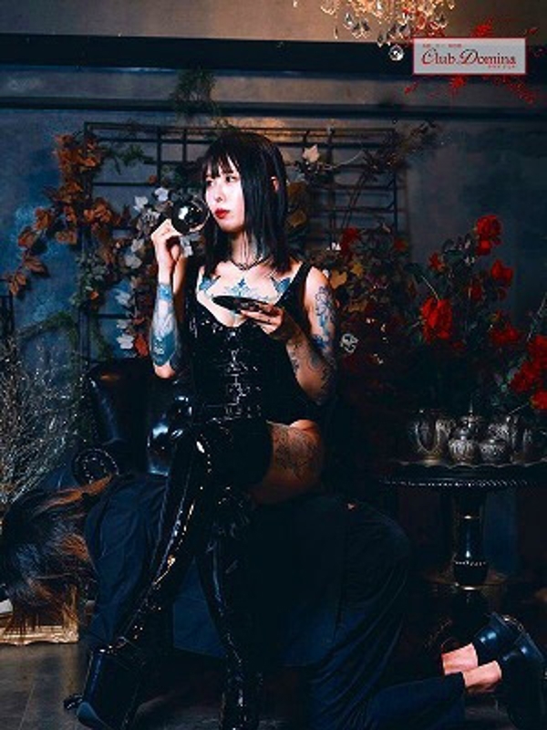 凰花女王様