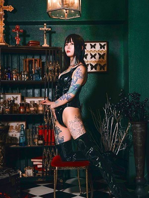 凰花女王様