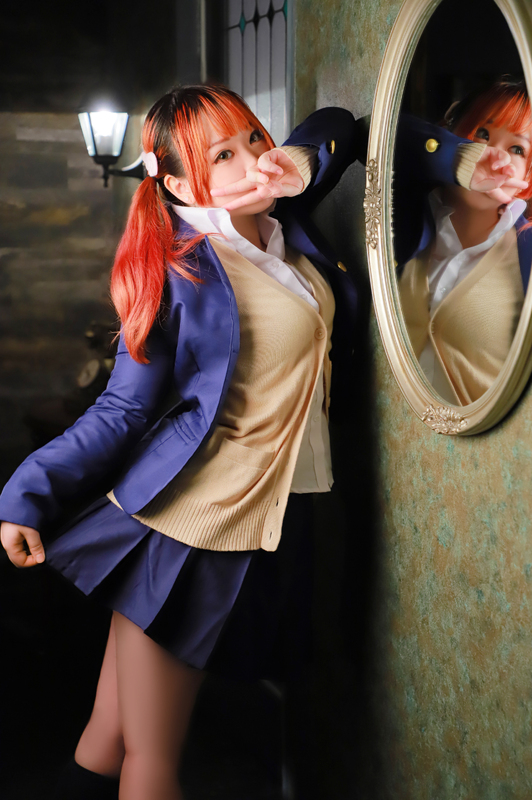 夜桜ツキ女王様 2枚目