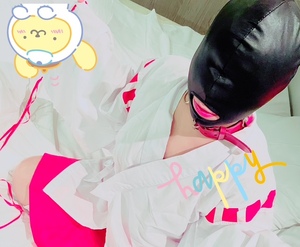 巫女服×全頭マスク