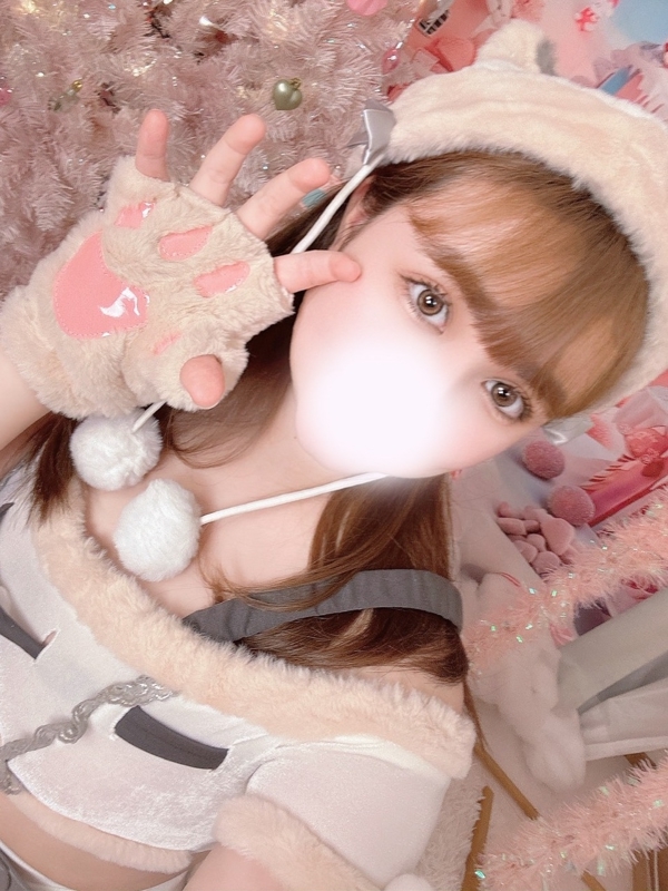 エミリ(19)