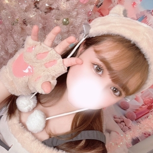 エミリ