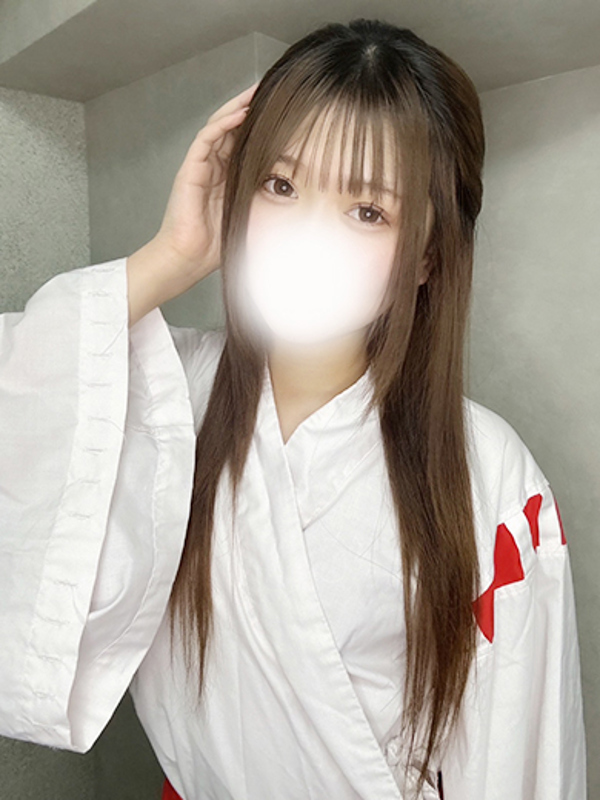 マナ(18)
