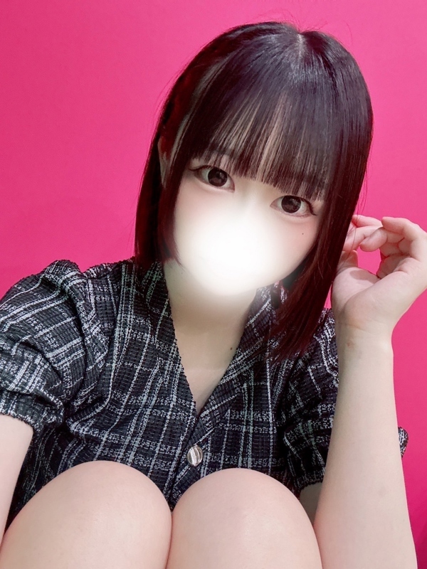 マオ(22)