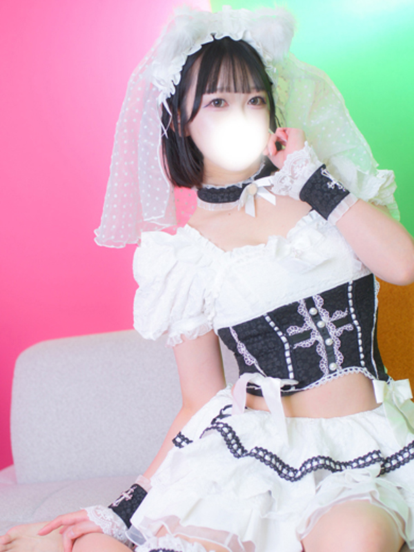 マオ(22)