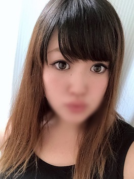 サユナ(20)