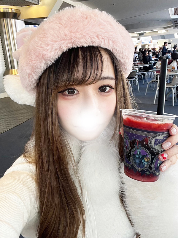ヒナ(20)