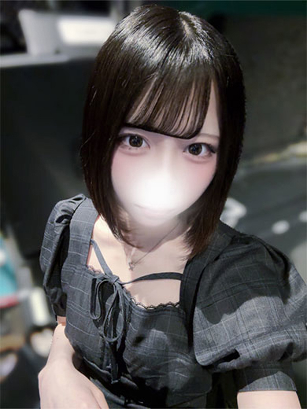 ナギサ(18)