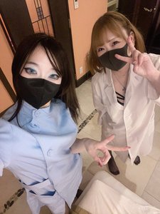 拘束