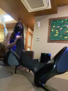 つま先