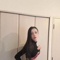 黒の中には愛ある赤を