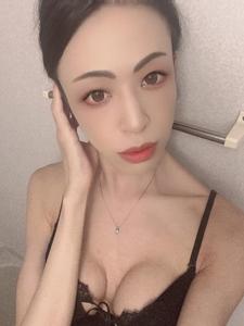 暑い夏は冷たいシャワーでリセット