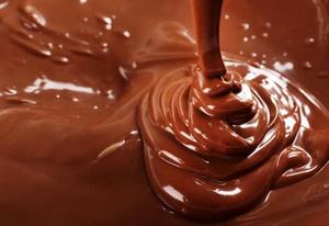 聖なる黄金相互、ラズベリーソースを添えて