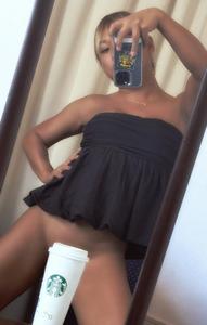 先日ご紹介した【穴あきスパッツ】は...