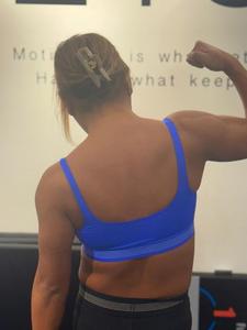 男性のアナルをおかすのが大好きなニューハーフの背中を見て育て！！