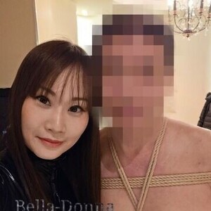 生意気奴隷に躾と罰を与える