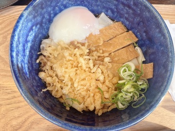 暑いからうどんとか麺類食べたくなるよね( ^∀^)🩷