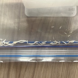 足の爪思いっきり切った〜！！╰(*´︶`*)╯♡