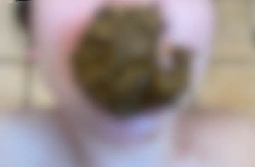 大量唾液と大量聖水と大量黄金で汚され続けて興奮したい