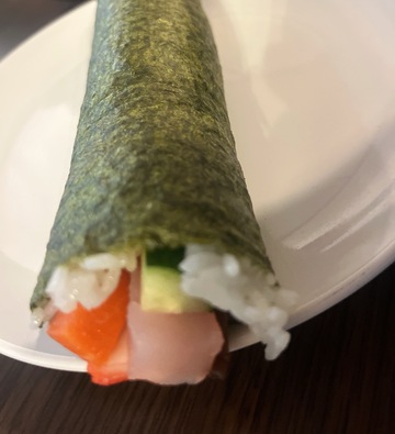 恵方巻き食べたぁ〜〜(≧∀≦)美味しい🩷🩷🩷