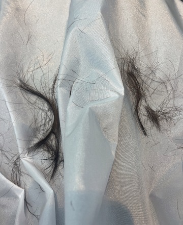 髪少し短く切った〜！！！（＾∇＾）🩷🩷🩷