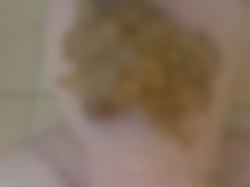 無理矢理臭い匂いを嗅がされ、便器になって興奮したい