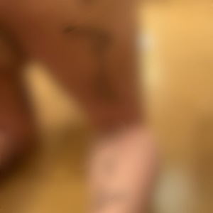 両足まで沢山書かれちゃったね🩷🩷🩷