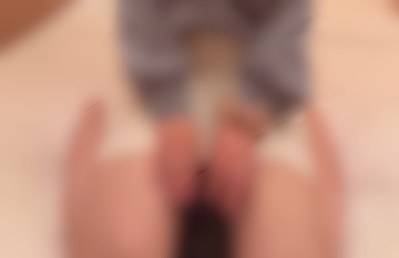 ちゃんと分かるまで足で挟んであげるね🩷🩷🩷