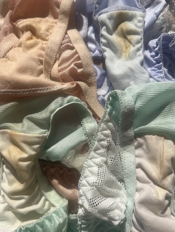 6枚入りで買ったパンツの4枚が汚れてきた🩷🩷🩷