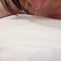 全身の臭い匂いと大量唾液と大量聖水で汚されたい