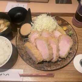 友達と行ったこのカツ屋さんの神レベルな卵かけご飯（笑）