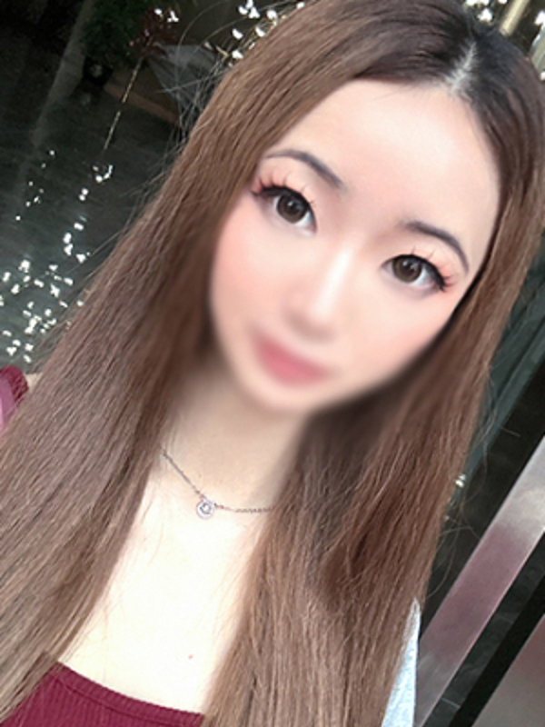 まなつ(22)