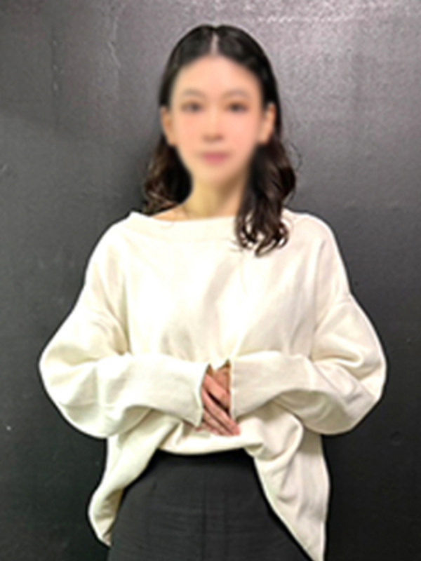 そら(22)