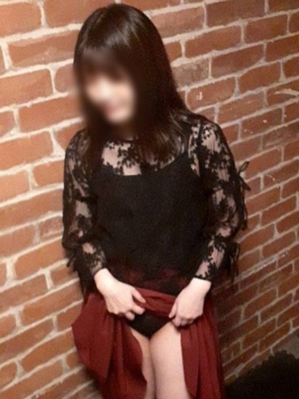 みみ(24)