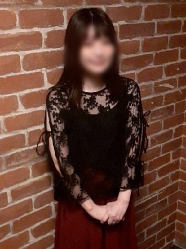 みみ(24)